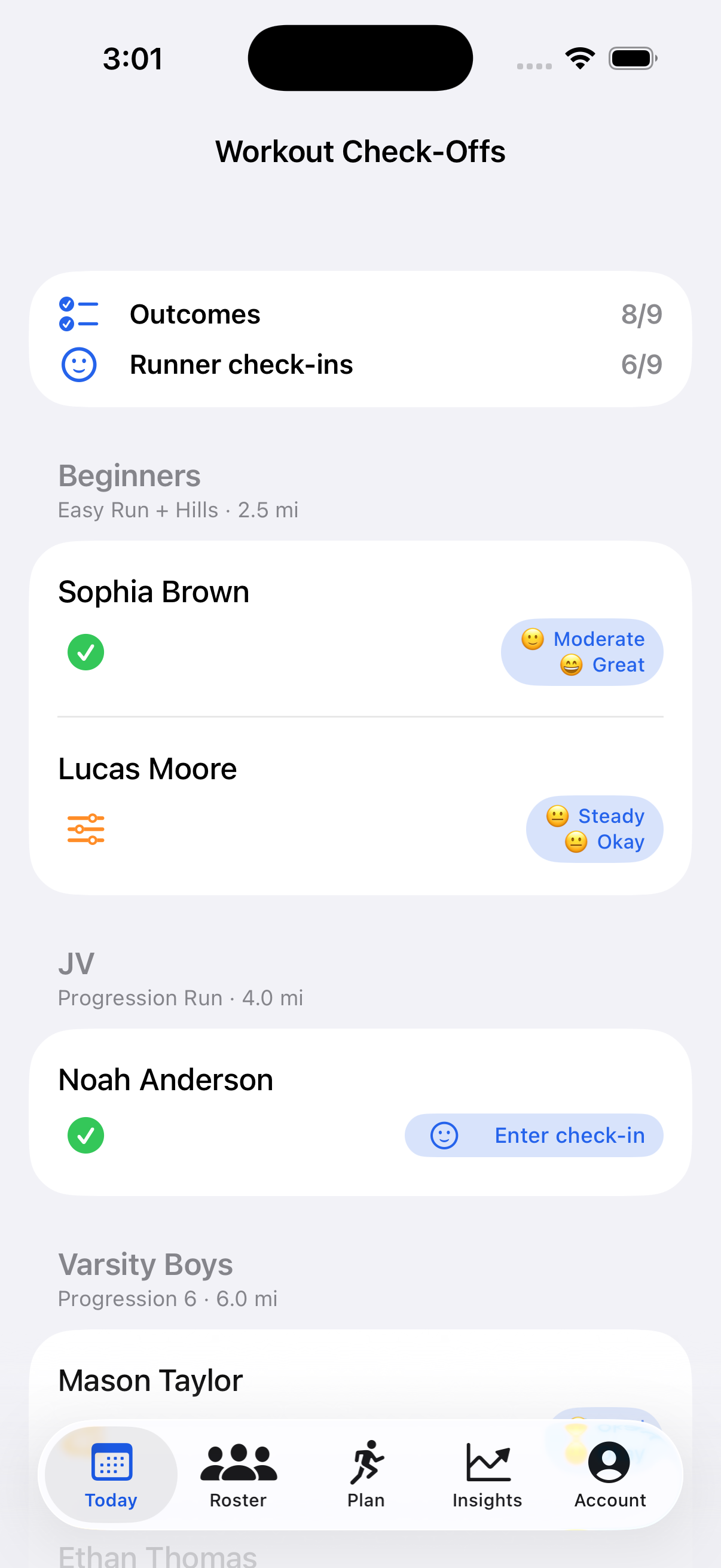 CoachSplit Workout Check-Offs screen showing team outcomes and runner check-ins